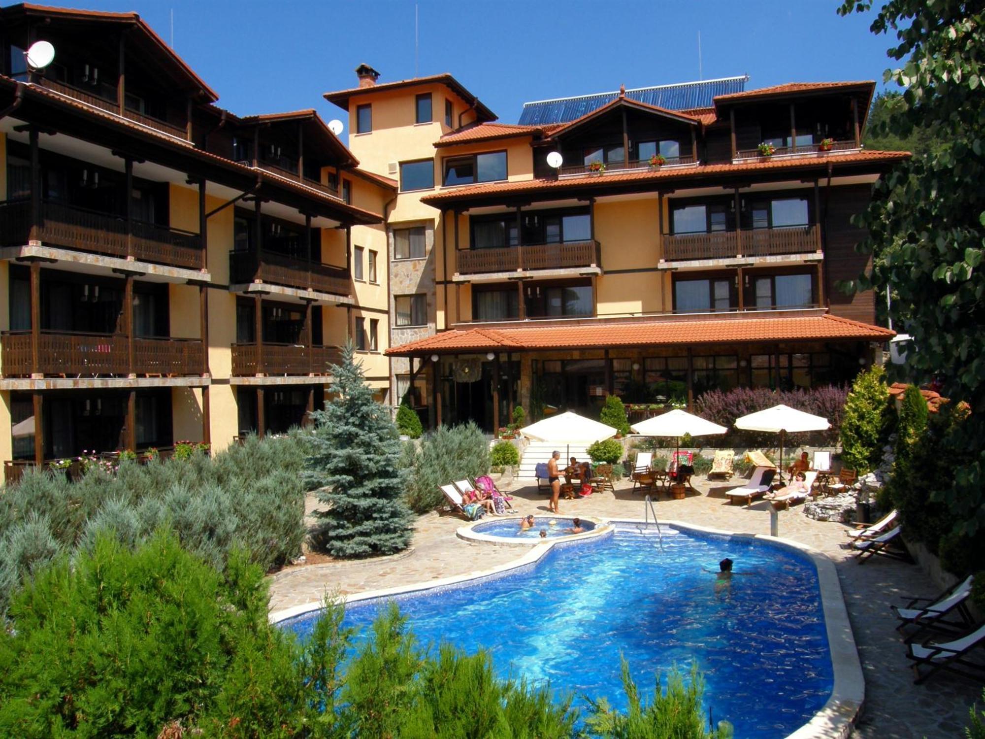 Hotel Center Априлці Екстер'єр фото